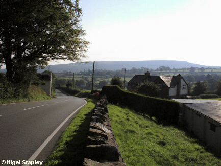 Picture of a hamlet at a crossroads