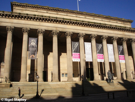 Picture of a neo-classical building