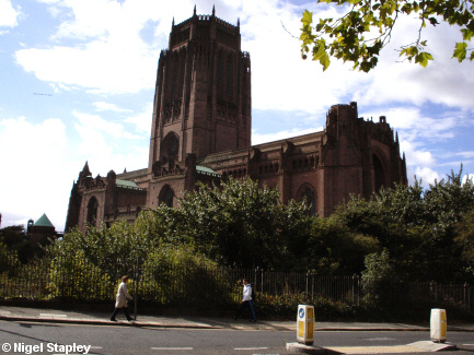 Picture of a stone cathedral