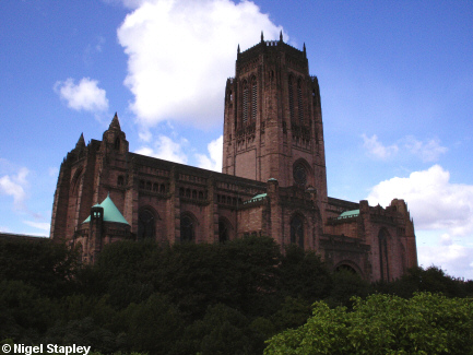 Picture of a stone cathedral