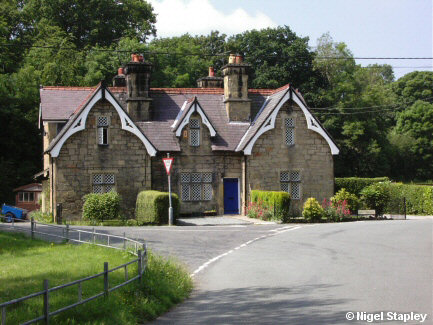 Photo of a rather ornate cottage