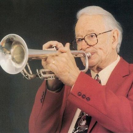 Photo of Humphrey Lyttleton playing his trumpet