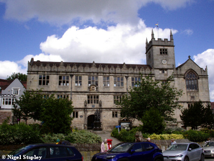 Photo of Shrewsbury Library